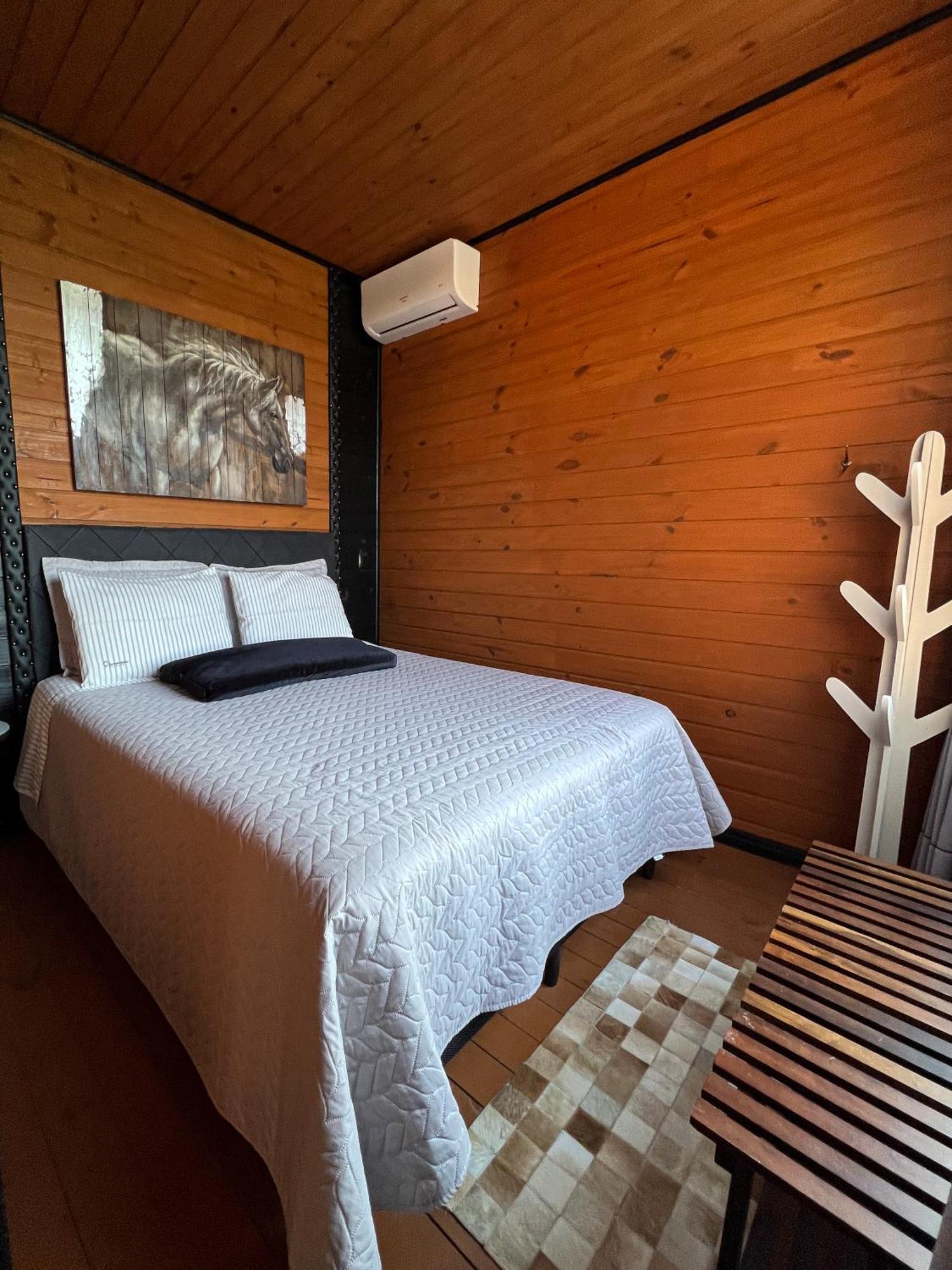 Cabana Horses La Contemporanea Proximo A Cidade E Vista Ponto Turistico Pedra Morro Do Campestre Urubici Luaran gambar